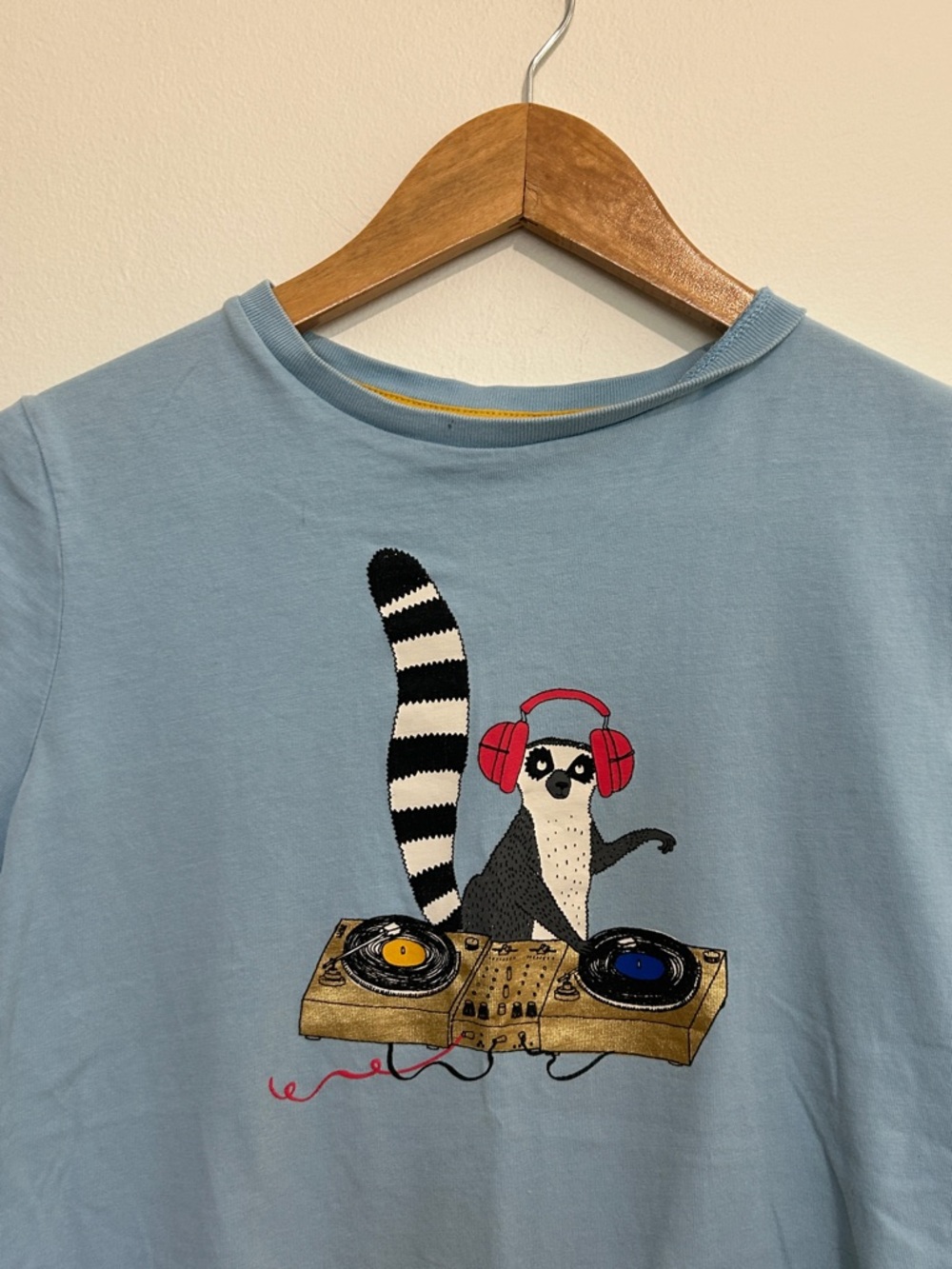 Mini Boden Lemur DJ Screen print Tee‎ Size 13 14 - Picture 5 of 5